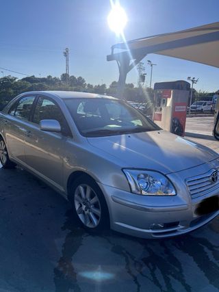 Toyota Avensis 2004 gasolina 150cv