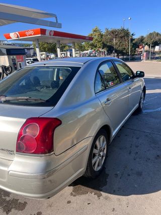 Toyota Avensis 2004 gasolina 150cv