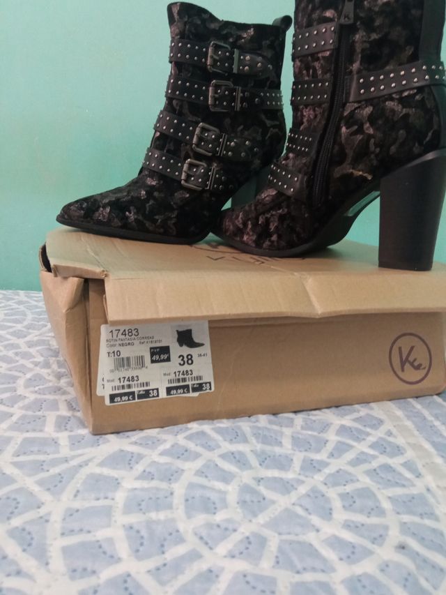 Botas Kylie Mujer Talla 38 Negras