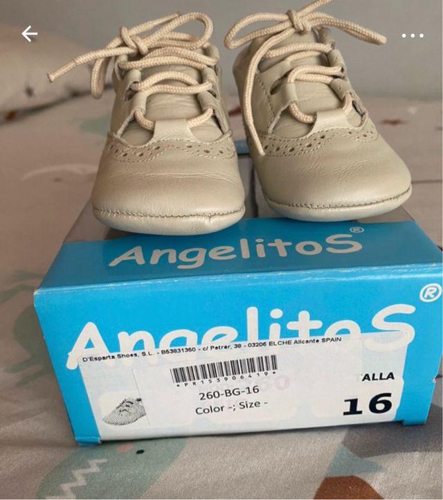 Zapatitos de bebé de piel,talla 16 -Angelitos