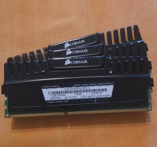 Memorias Ram Corsair Vengeance DDR3 12GB (3x4GB) 2