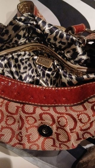 Bolso vintage Guess dorado y rojo