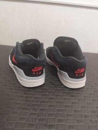 Zapatillas Nike Jordan Stadium Negras y Rojas T.44