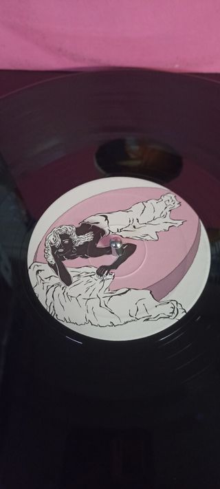 Vinilo L.U.C.A. Featuring A Girl Called Bitch