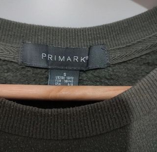 Sudadera Primark verde militar Talla S