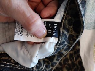 Pantalón vaquero leopardo