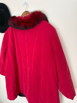 Anorak rojo talla 52