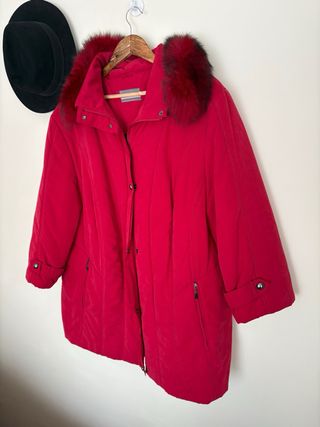 Anorak rojo talla 52