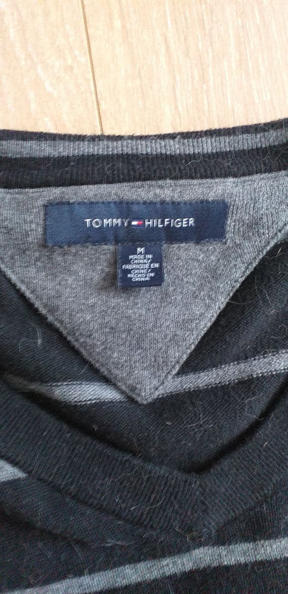 Jersey Tommy Hilfiger Rayas Gris Negro