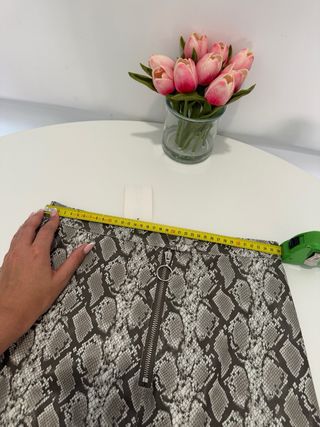 Falda H&M Estampado Serpiente Talla 38