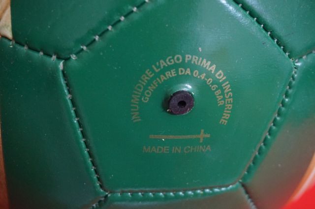 Pallone Birra Moretti Autograf. GigiBuffon Limited