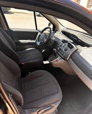 Renault Grand Scenic 2008