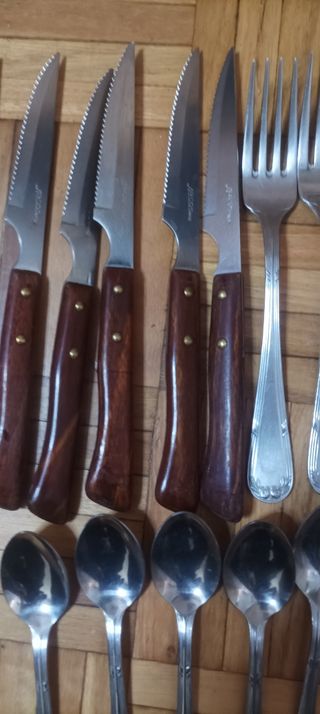 Cubertería Inoxidable Mango Madera