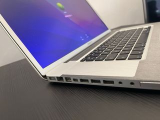Macbook Pro 17 Plata