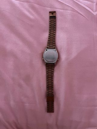 Reloj Casio Digital Oro Rosa