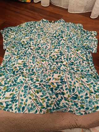 Blusa corta verde y azul talla 48
