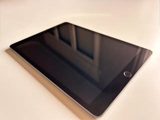 iPad di nona generazione 64 GB + Apple Pencil di prima generazione