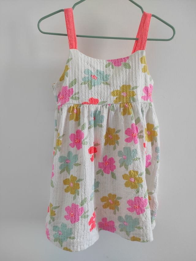 Lote 3 Ropa Niña T4-5: 2 Vestidos y Mono