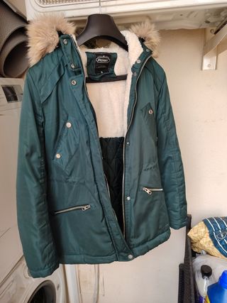 Chaquetón verde mujer capucha pelo