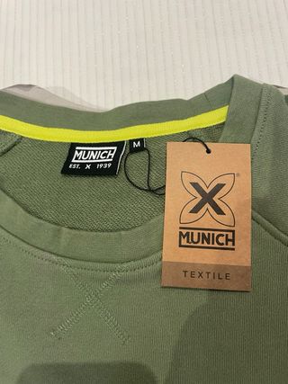 Sudadera Munich sin estrenar Talla M