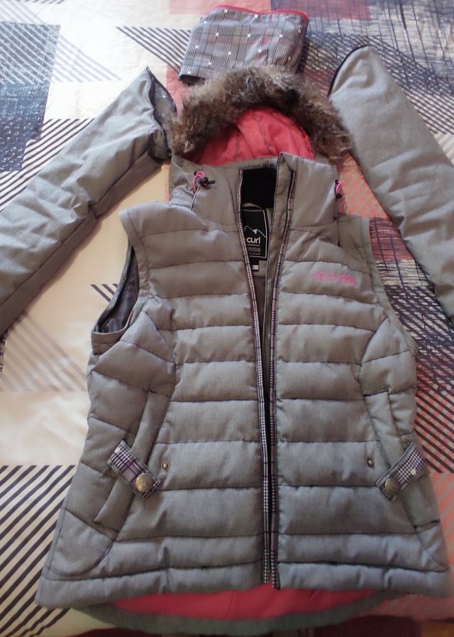 Chaqueta Rip Curl chica gris y rosa