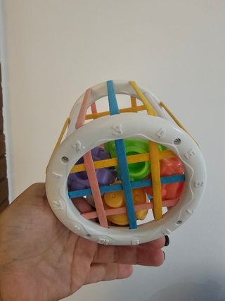 Juguete sensorial para bebés