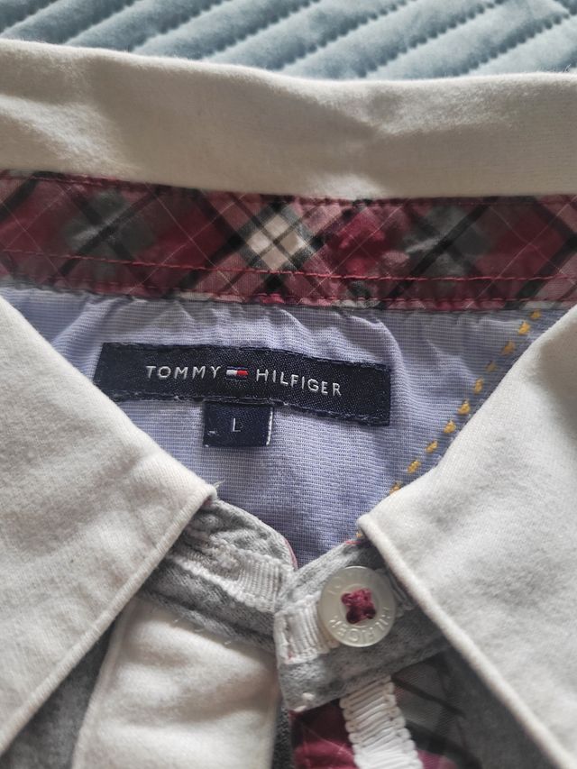 Camiseta/polo Tommy Hilfiger Gris Talla L mujer.