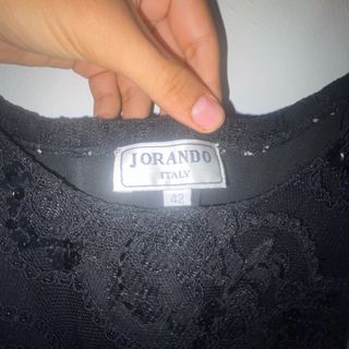 Abito nero elegante con paillettes