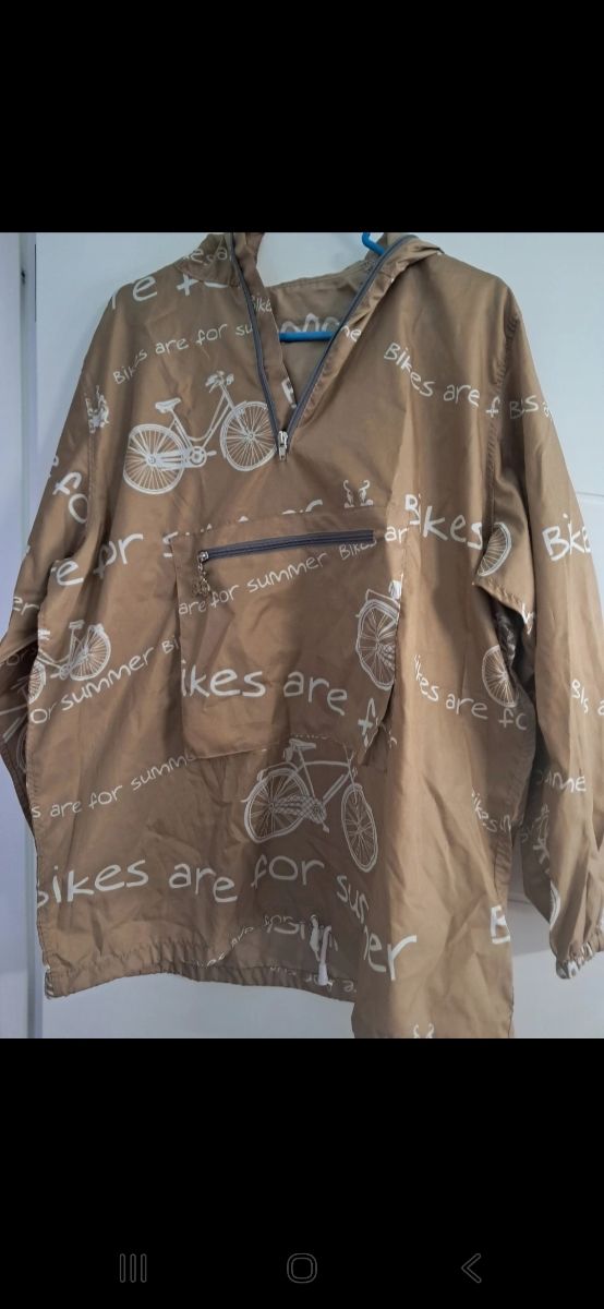 Cortavientos chubasquero estampado bicicletas