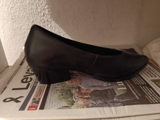 Zapatos de piel negros Musse & Cloud sin usar. 