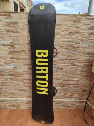 Tabla Snow Burton con Fijaciones