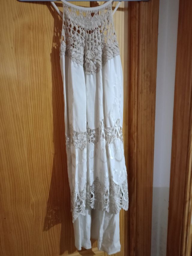 Vestido de verano con encaje