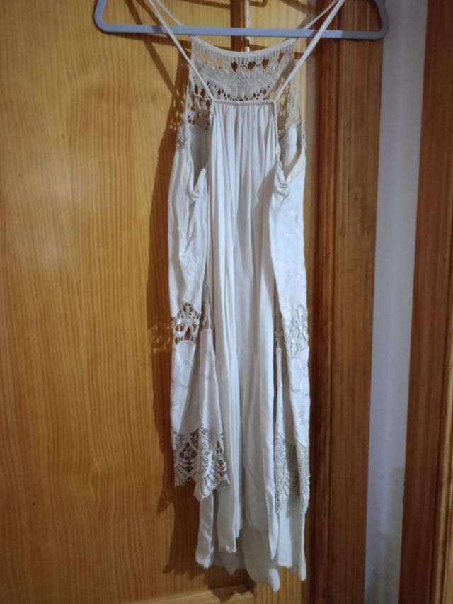 Vestido de verano con encaje