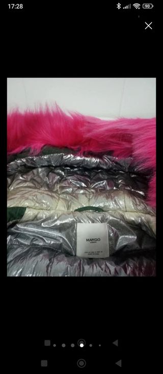 Parka verde Mango con capucha piel sintética rosa