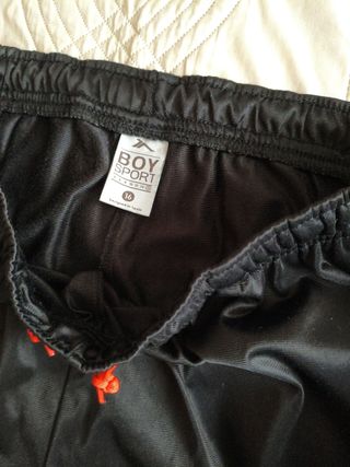 Pantalón de chándal negro 16 años 
