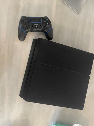 PS4 (PlayStation 4) Negra + Mando