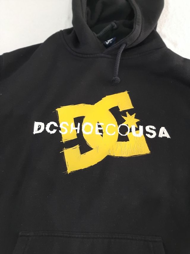 Sudadera DC Shoes Negra y Amarilla