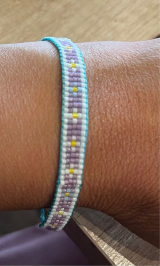 Pulsera Miyuki hecha a mano