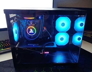 PC GAMING COMPLETAMENTE NUEVO RYZEN7 RX7600XT 32GB