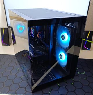PC GAMING COMPLETAMENTE NUEVO RYZEN7 RX7600XT 32GB