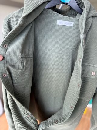 Casaco com carapuço em Bombazina Verde 13/14