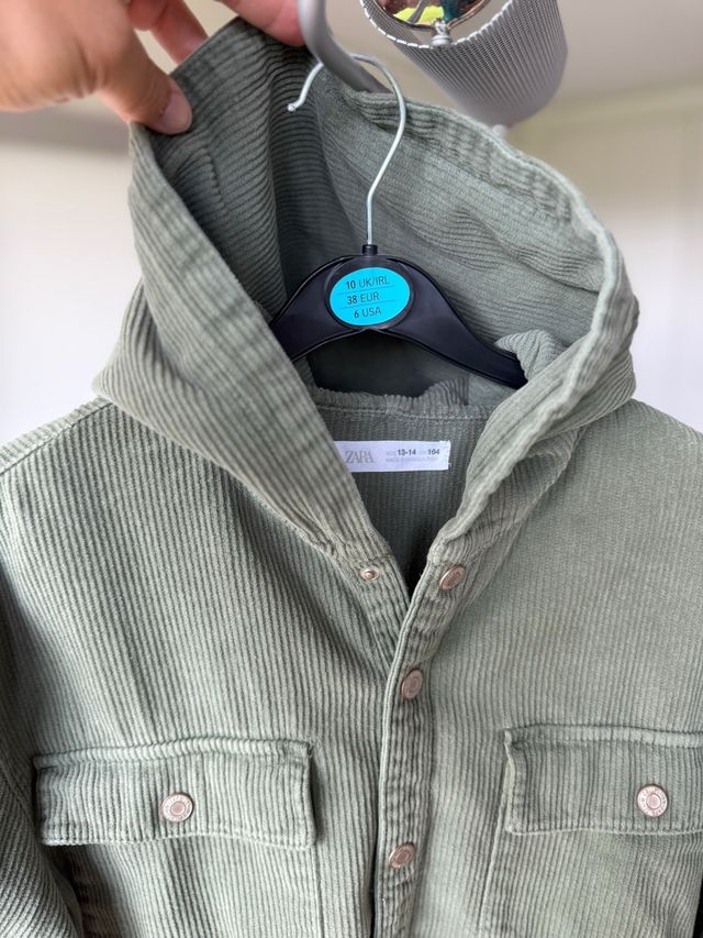 Casaco com carapuço em Bombazina Verde 13/14