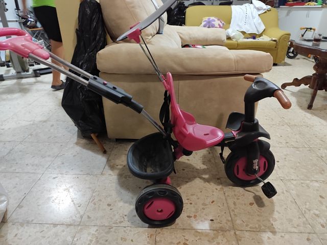 Triciclo Bebe Rosa con Empuñadura