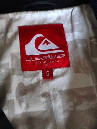 Cazadora Quiksilver ligera talla S