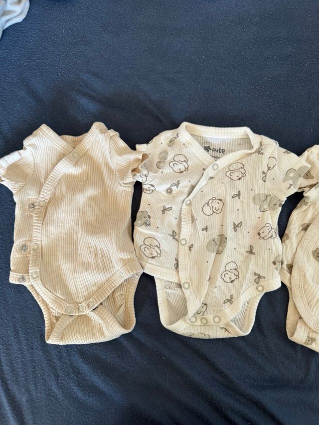 Bodys para recién nacido 4 uds