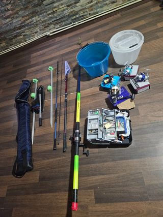 Caña 4 carretes de pesca Shimano y otros accesorio