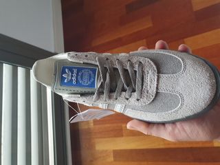 Adidas Zapatillas Grises y Blancas