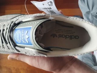 Adidas Zapatillas Grises y Blancas