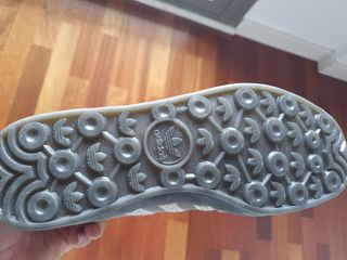 Adidas Zapatillas Grises y Blancas