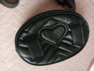 Bolso Gucci Negro y Dorado